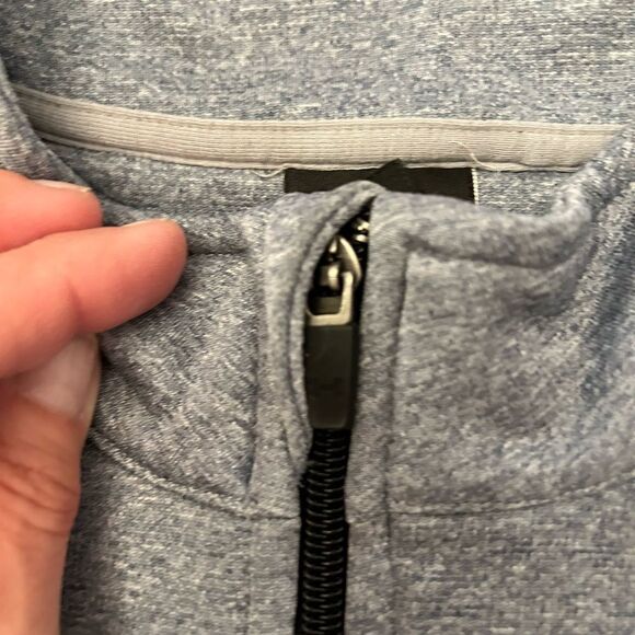 Under Armour quarter zip pull over men’s size medium Good Conditon - Picture 4 of 6